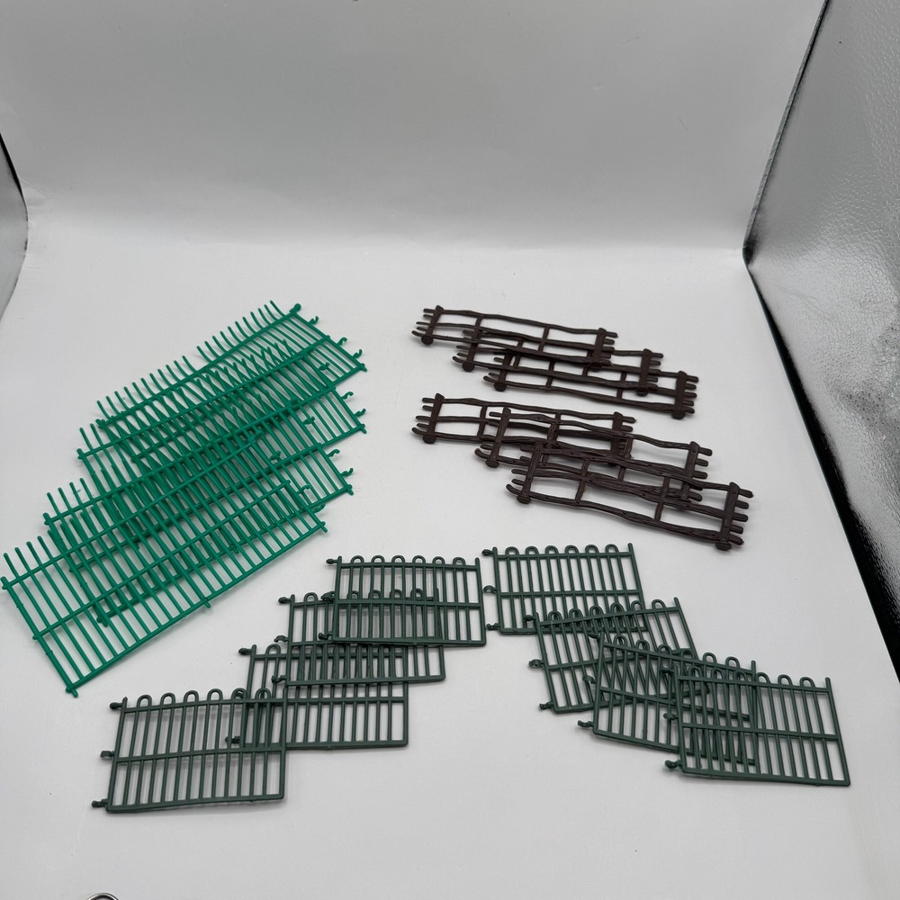 Toy Fence Lot Mixed Sizes Green Brown Plastic Farm Diorama Scenery